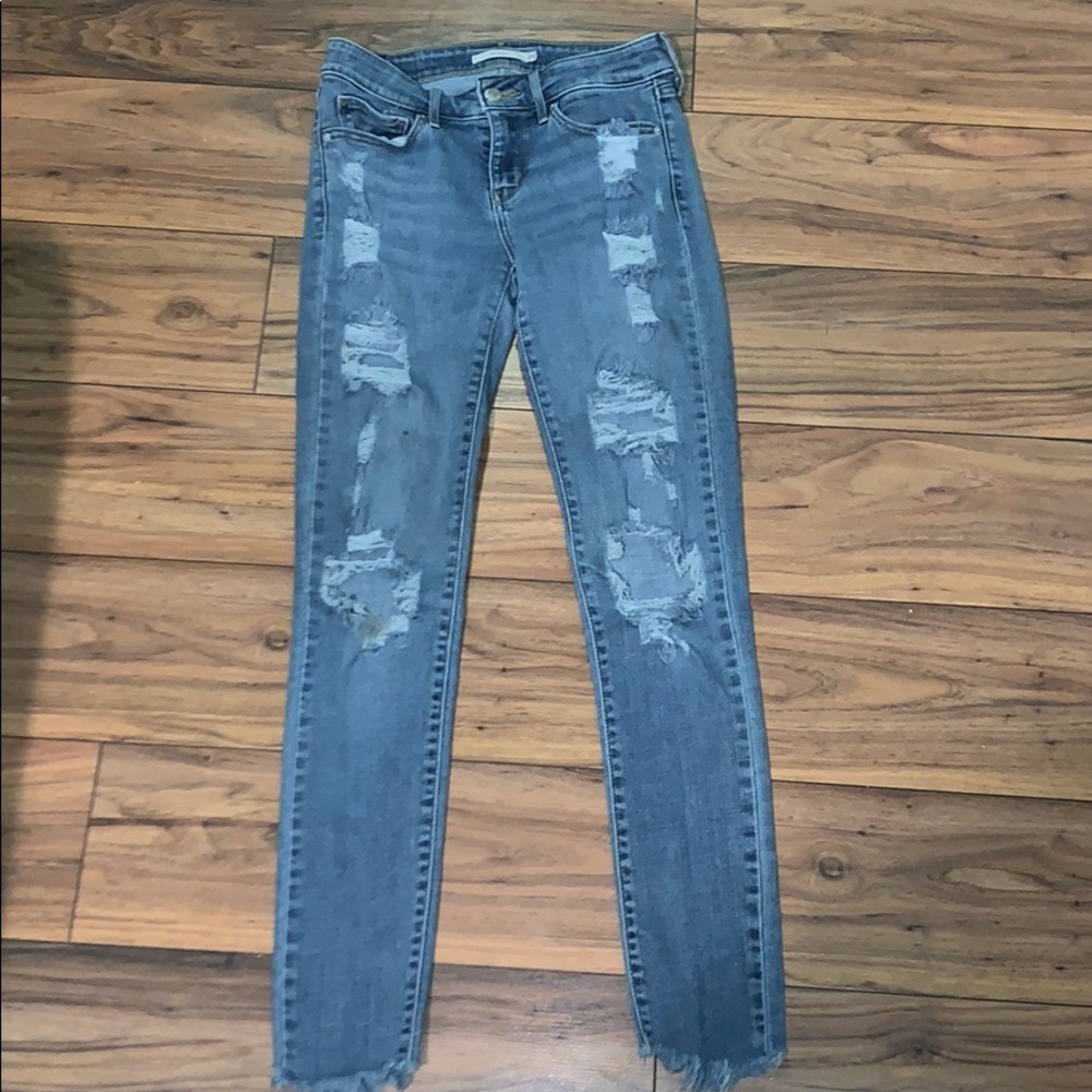 Ripped Skinny Jeans